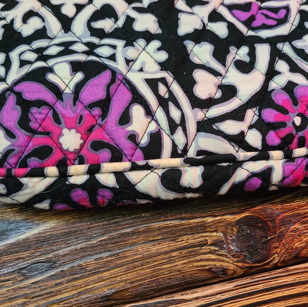 Vera Bradley Purple Medallion Patterned Laptop Tablet Sleeve